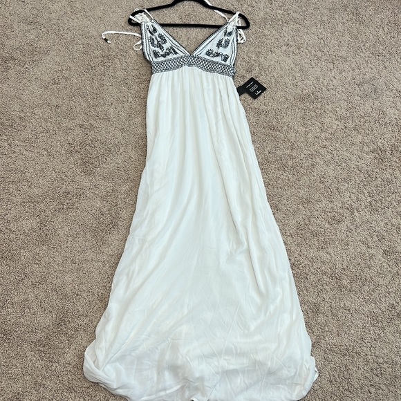 Lulus Days Of Sunlight Women Small Blue Embroidery White Maxi Lined Dress NWT - Picture 13 of 13